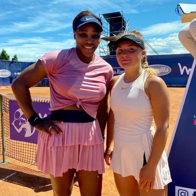 开云-帕尔马赛小威首秀轻松过关 赛后“迷妹”对手求合影