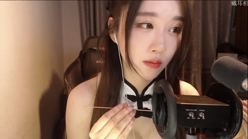 开云官网-【助眠福利】今晚悄悄跟你说~戴上耳机一起来听吧~