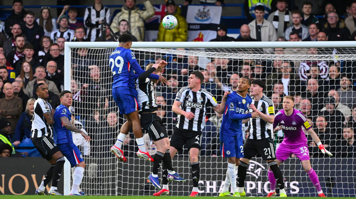 kaiyun-0-1！欧冠完败后回到联赛主场又输球 11.6亿豪门双线沉沦5轮仅1胜|切尔西|纽卡斯尔|射门|戈登|巴黎圣日耳曼_新浪体育_新浪新闻